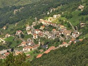 62 Dalla cresta del Corno con la panchina gigante  zoom su Santa Croce